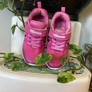 Disney Minnie sneakers pink and white